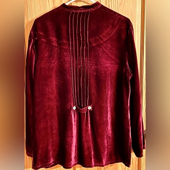 J. Jill Velvet Mother of Pearl Button-Up Burgundy Size PS Festive Party Blouse - Picture 7 of 9